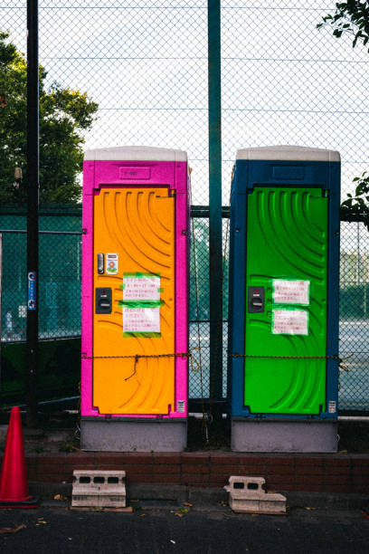 Best Luxury portable toilet rental  in Edcouch, TX